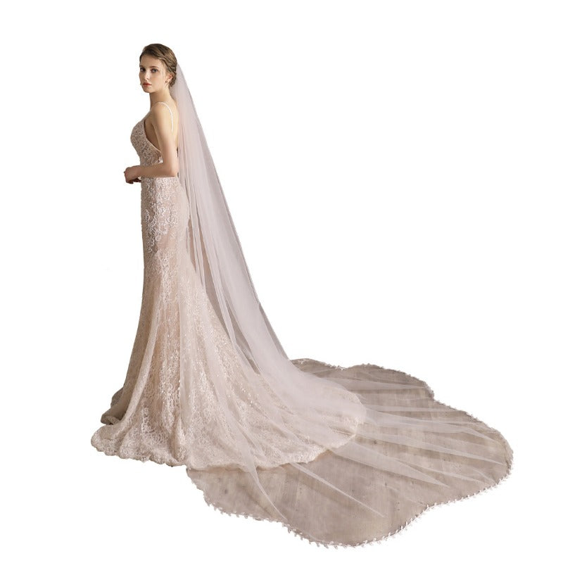 Elegant Lace Trailing Bridal Veil for Wedding0
