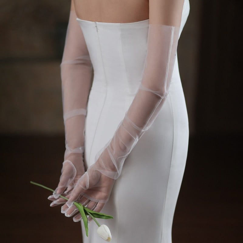 Elegant Sparkling Diamond Bridal Gloves for weddings1