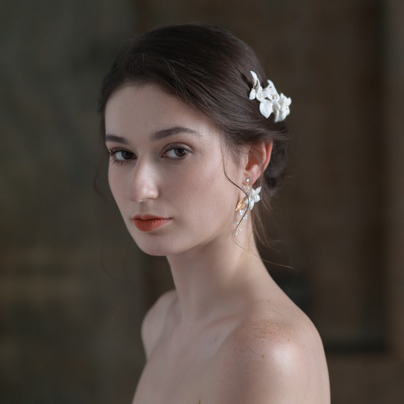 Elegant Ceramic Flower Bridal Accessories5