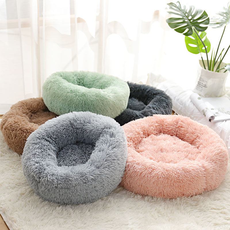 Long Plush Cat Bed for comfort and relaxation6
