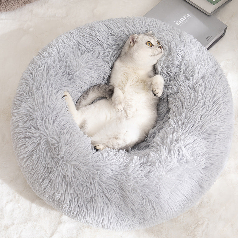 Long Plush Cat Bed for comfort and relaxation0