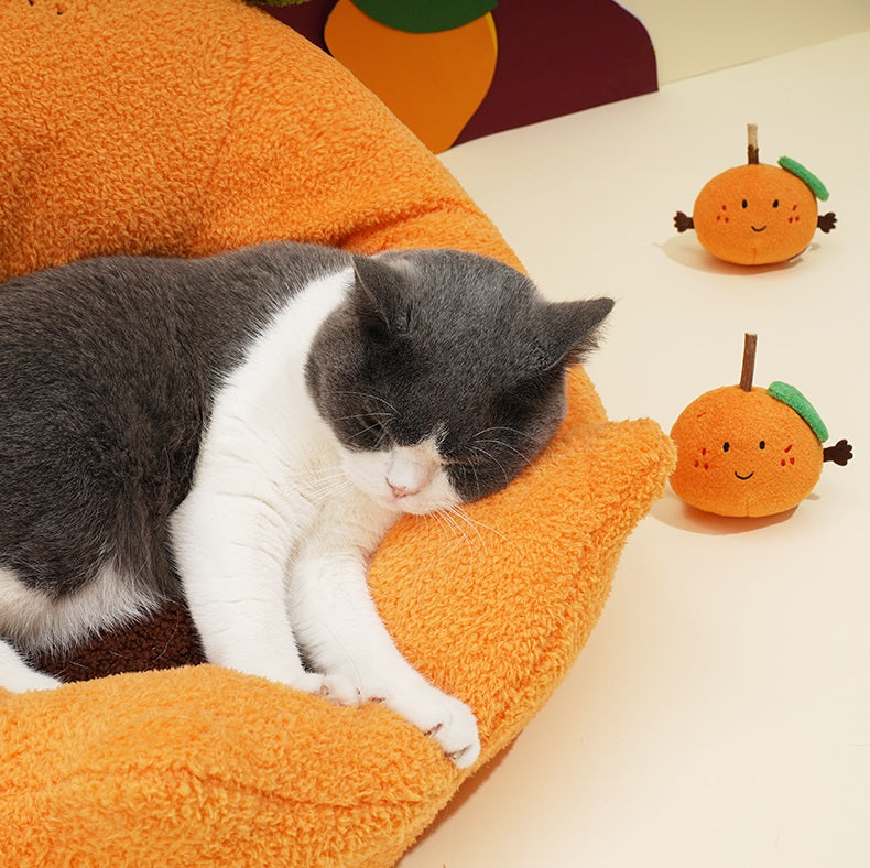 Zeze brand orange cat bed for comfort and style3